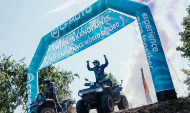 Новий світовий рекорд А. Канопкінас на CFMOTO CFORCE 850 Touring Premium ABS протягом 24 годин